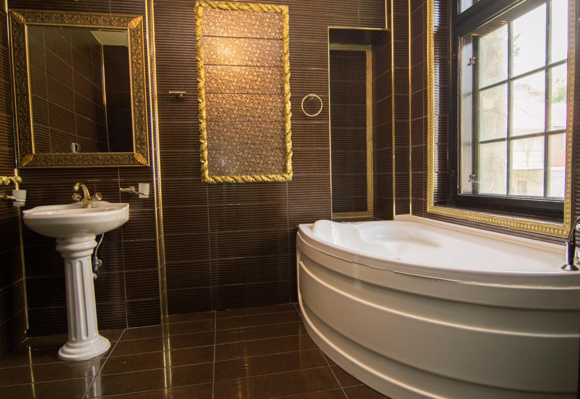 Casa Cu Farfurii Hotel Sinaia Kamer foto
