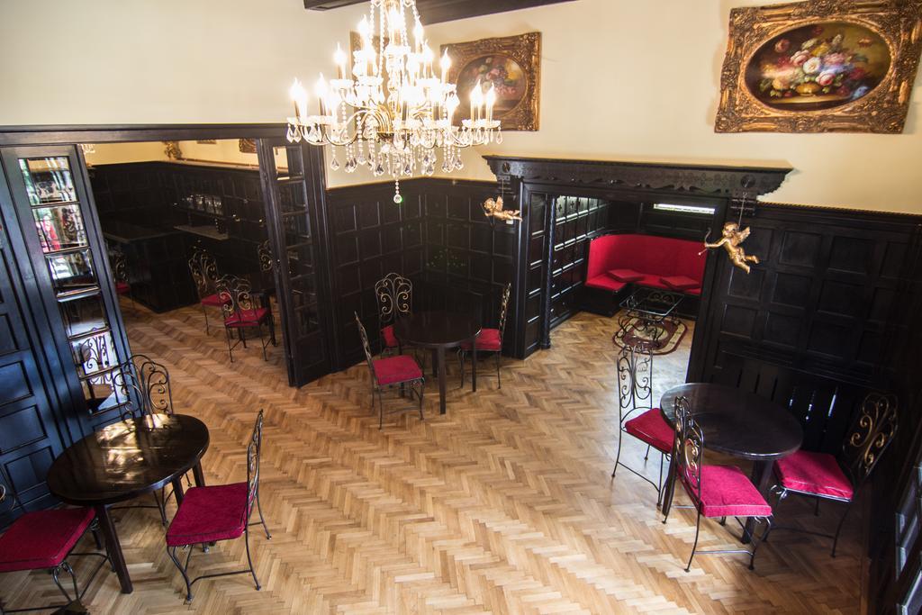 Casa Cu Farfurii Hotel Sinaia Buitenkant foto