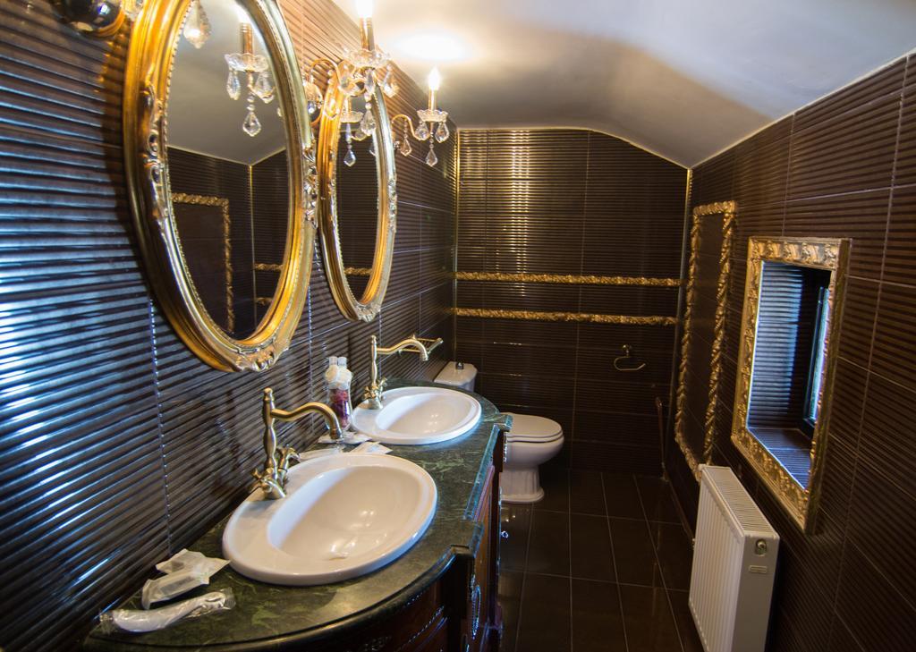 Casa Cu Farfurii Hotel Sinaia Kamer foto