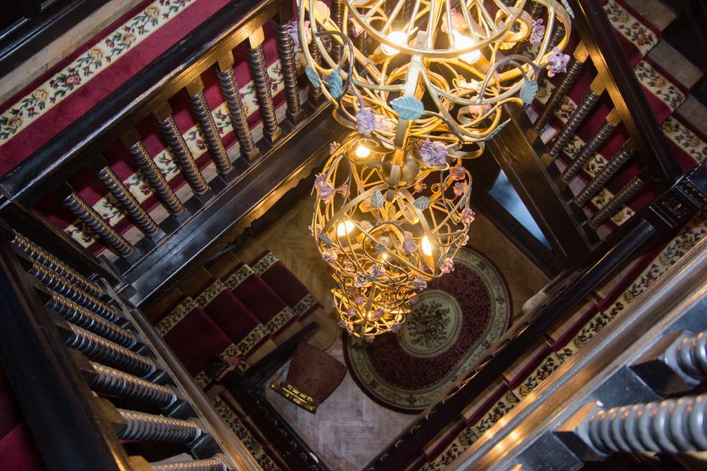 Casa Cu Farfurii Hotel Sinaia Buitenkant foto
