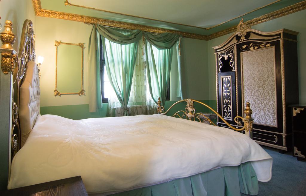 Casa Cu Farfurii Hotel Sinaia Buitenkant foto